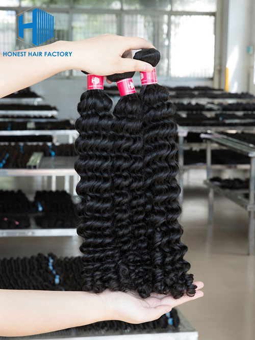 Wholesale 12-28 Inch Curly Virgin Indian Hair #1B Natural Black