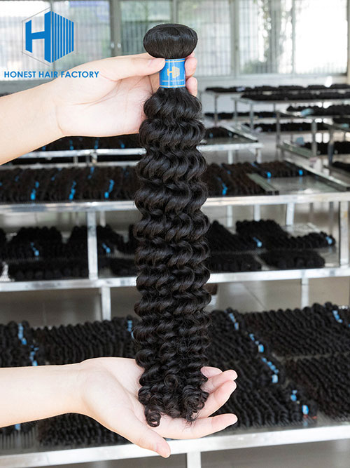 Wholesale 8-50 Inch Curly Premium Brazilian Hair #1B Natural Black