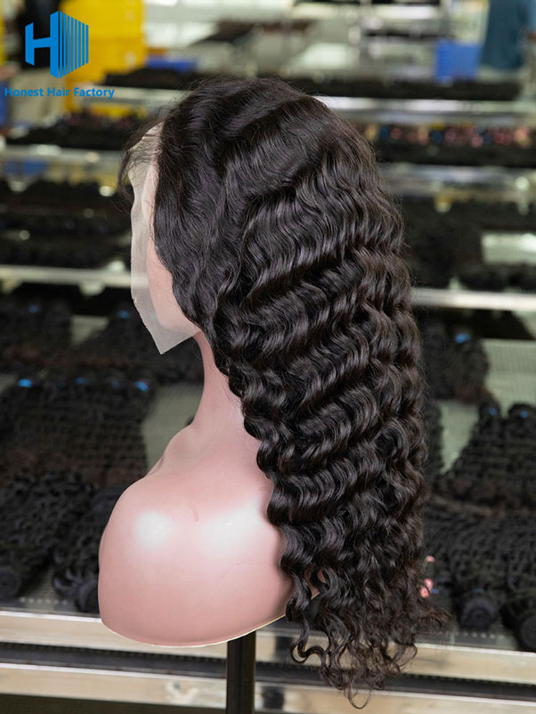 Wholesale Loose Wave 13*4 Frontal Lace Wig With Pre-plucked Hair Line