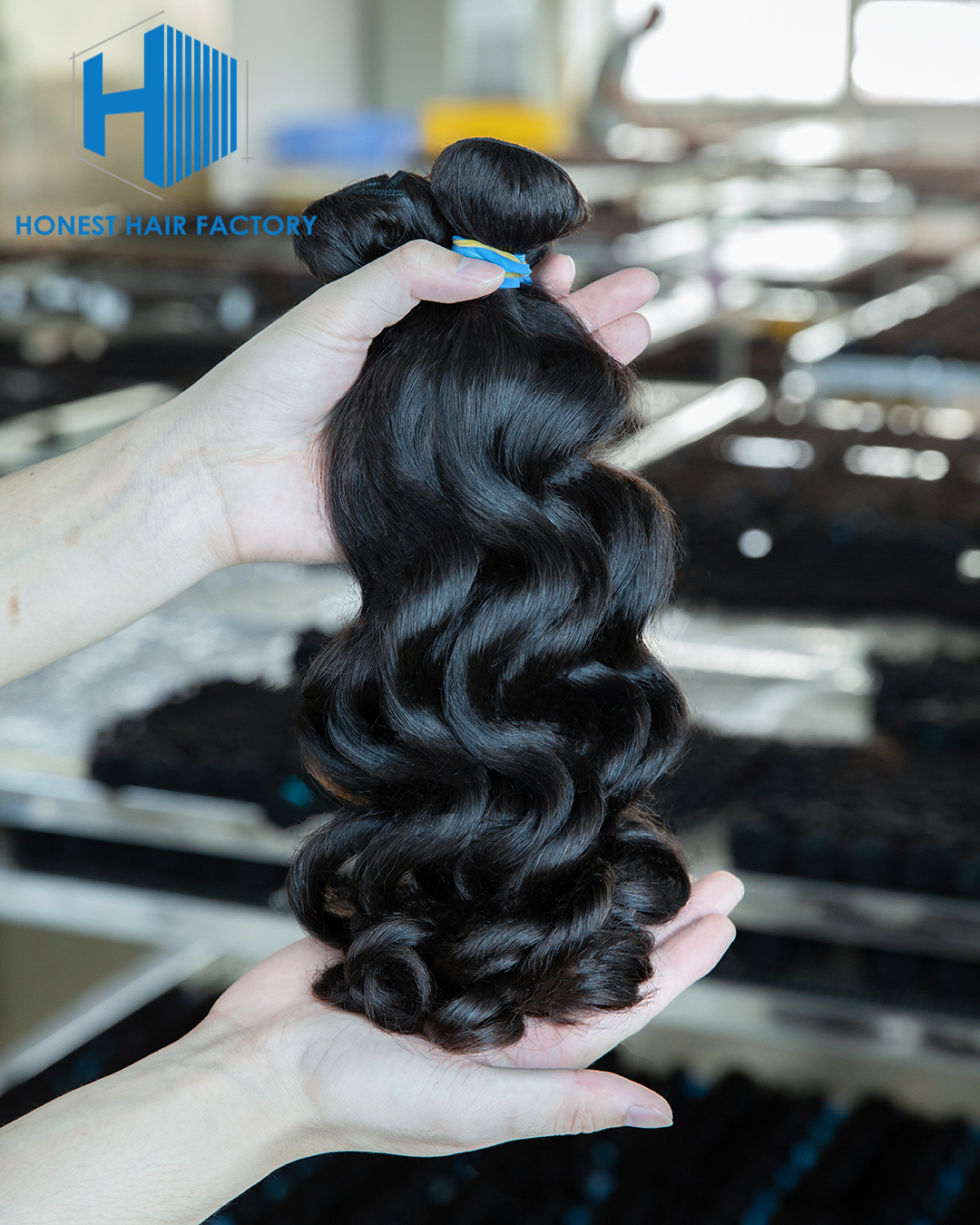 Wholesale Blue Band XR Brazilian Virgin Hair Loose Wave 1B# 18Inch