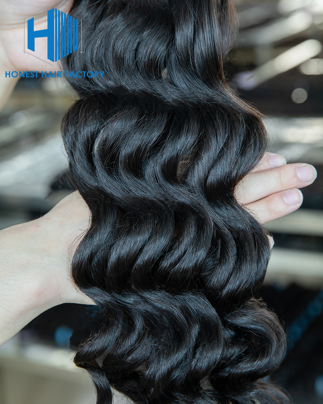 Wholesale Blue Band XR Brazilian Virgin Hair Loose Wave 1B# 26Inch