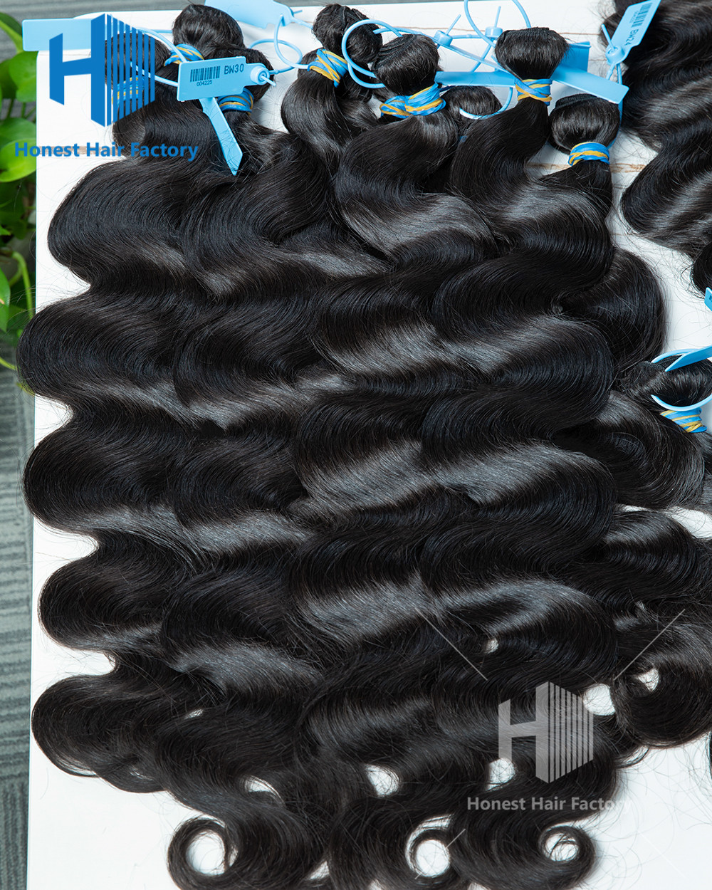 Wholesale 30 Bundles Blue Band Raw Hair 12"-30" Body Wave