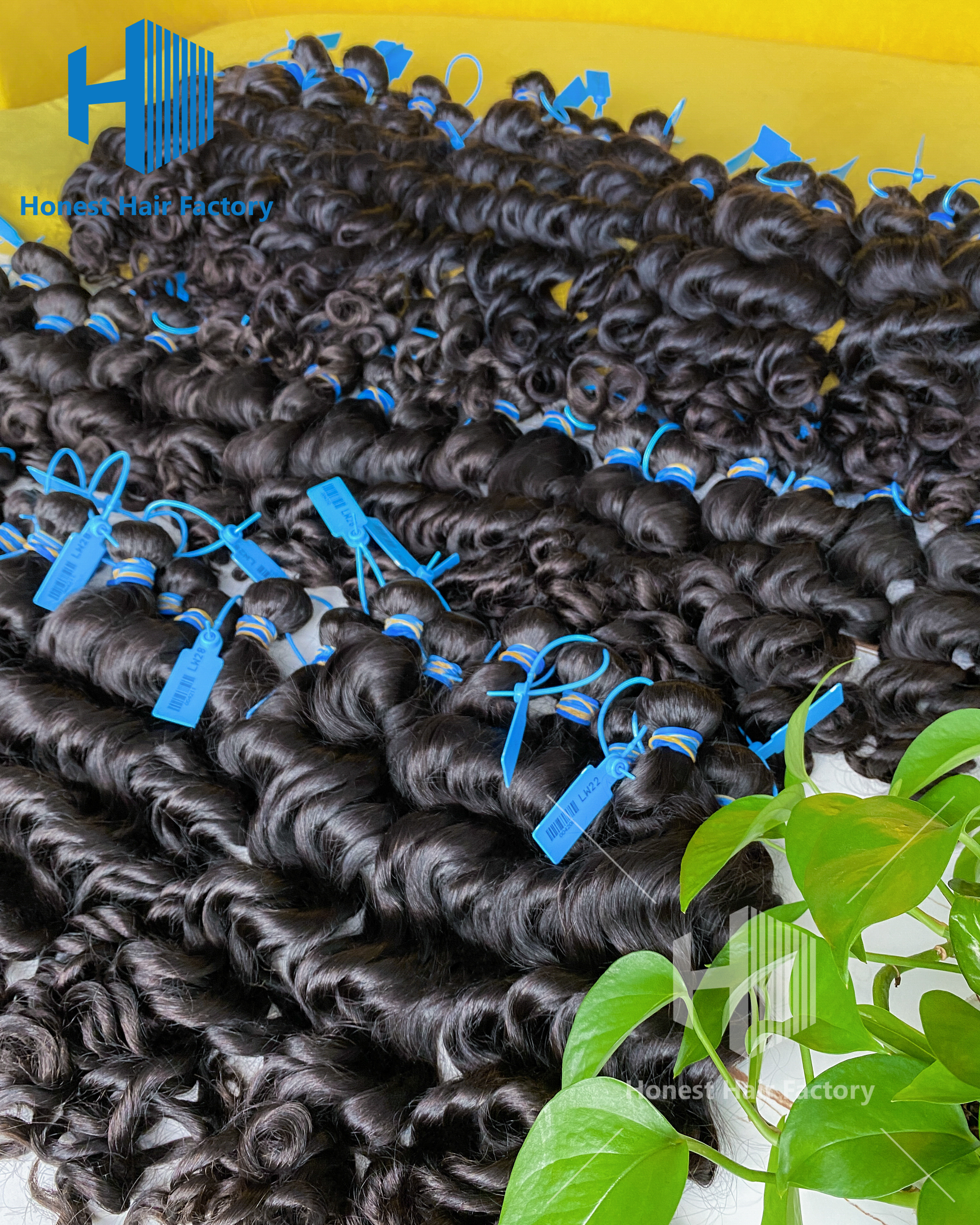 Wholesale 30 Bundles Blue Band Raw Hair 12"-30" Loose Wave