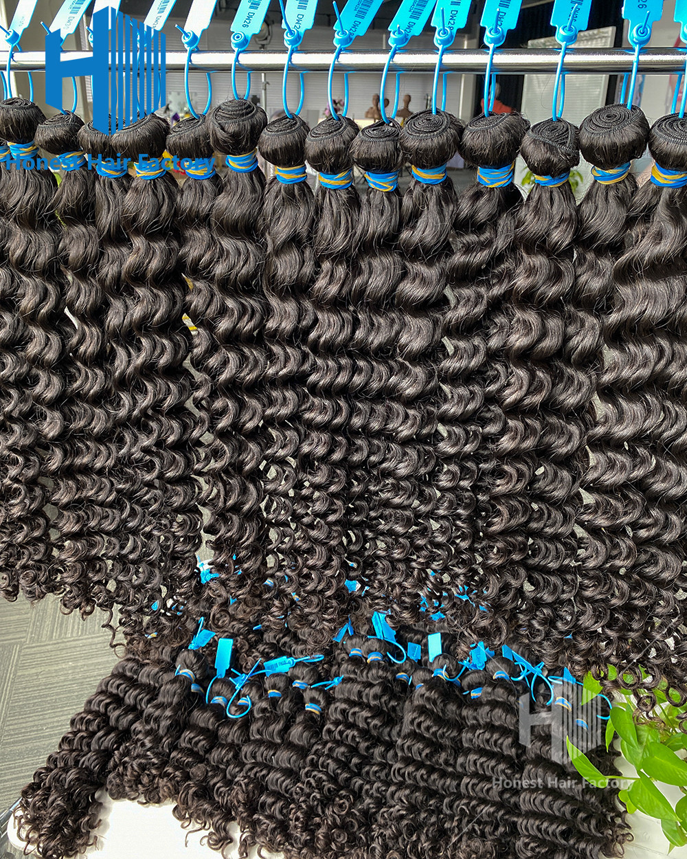 Wholesale 50 Bundles Blue Band Raw Hair 12"-30" Deep Wave