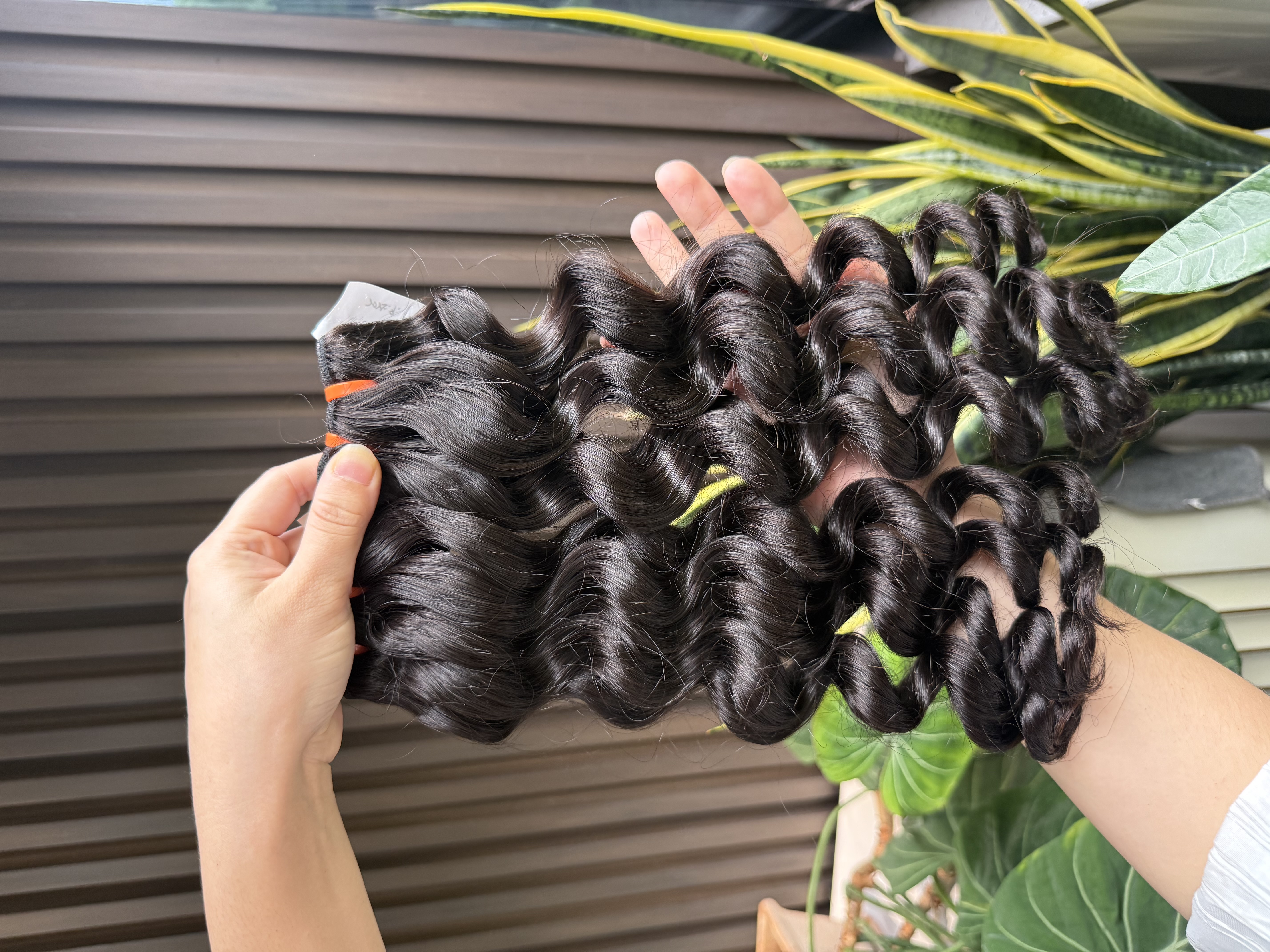 Luxurious Thai Raw Hair-Loose Wave