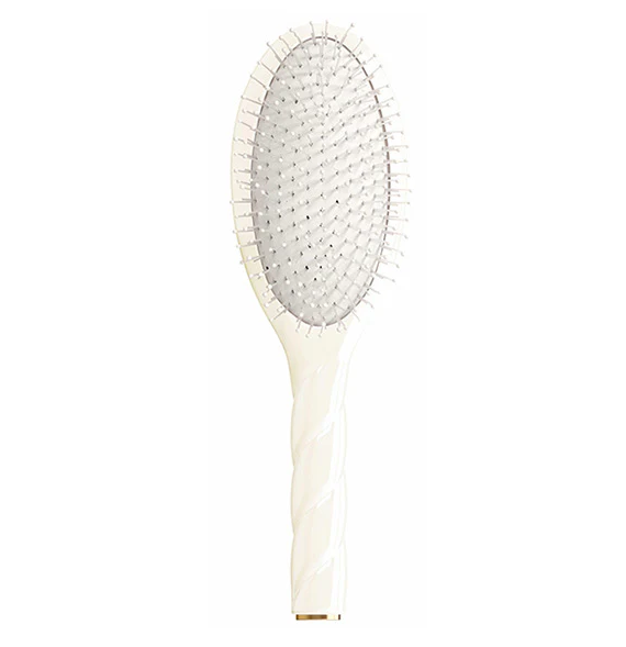 11 La Bonne Brosse N.04.png 11 La Bonne Brosse N.04.png